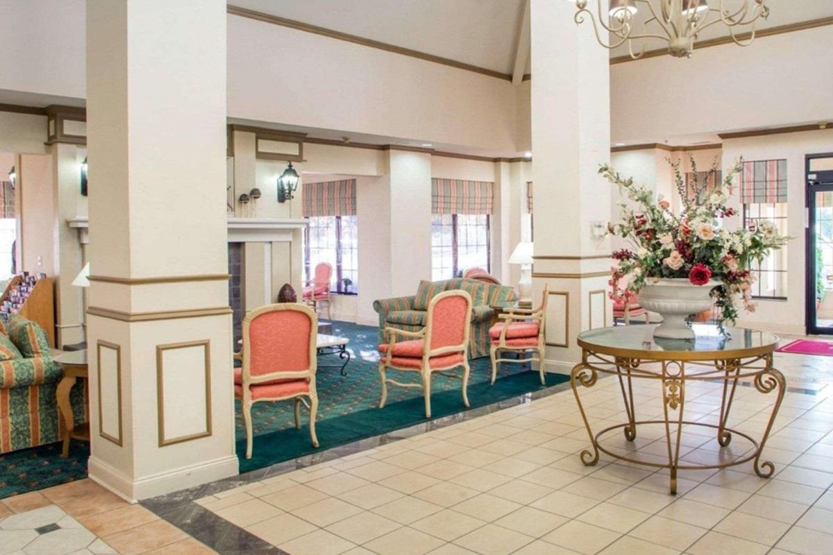 La Quinta Inn & Suites By Wyndham South Holland Εξωτερικό φωτογραφία