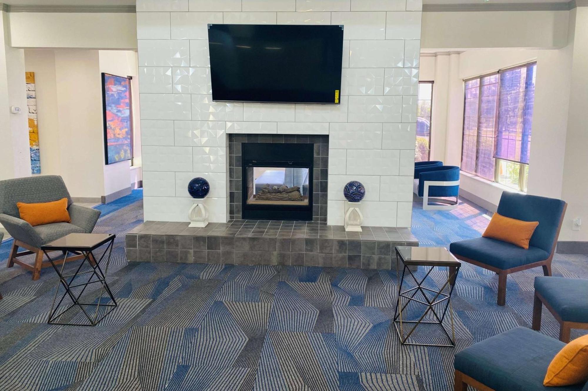 La Quinta Inn & Suites By Wyndham South Holland Εξωτερικό φωτογραφία